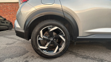 Nissan Juke 1.0 DiG-T 114 N-Connecta 5dr Petrol Hatchback